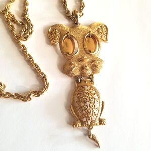 Vintage Sarah Coventry dog necklace gold tone articulated puppy 70s 1970s